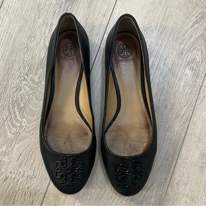 Tory Burch Lowell Flats. Black size 8